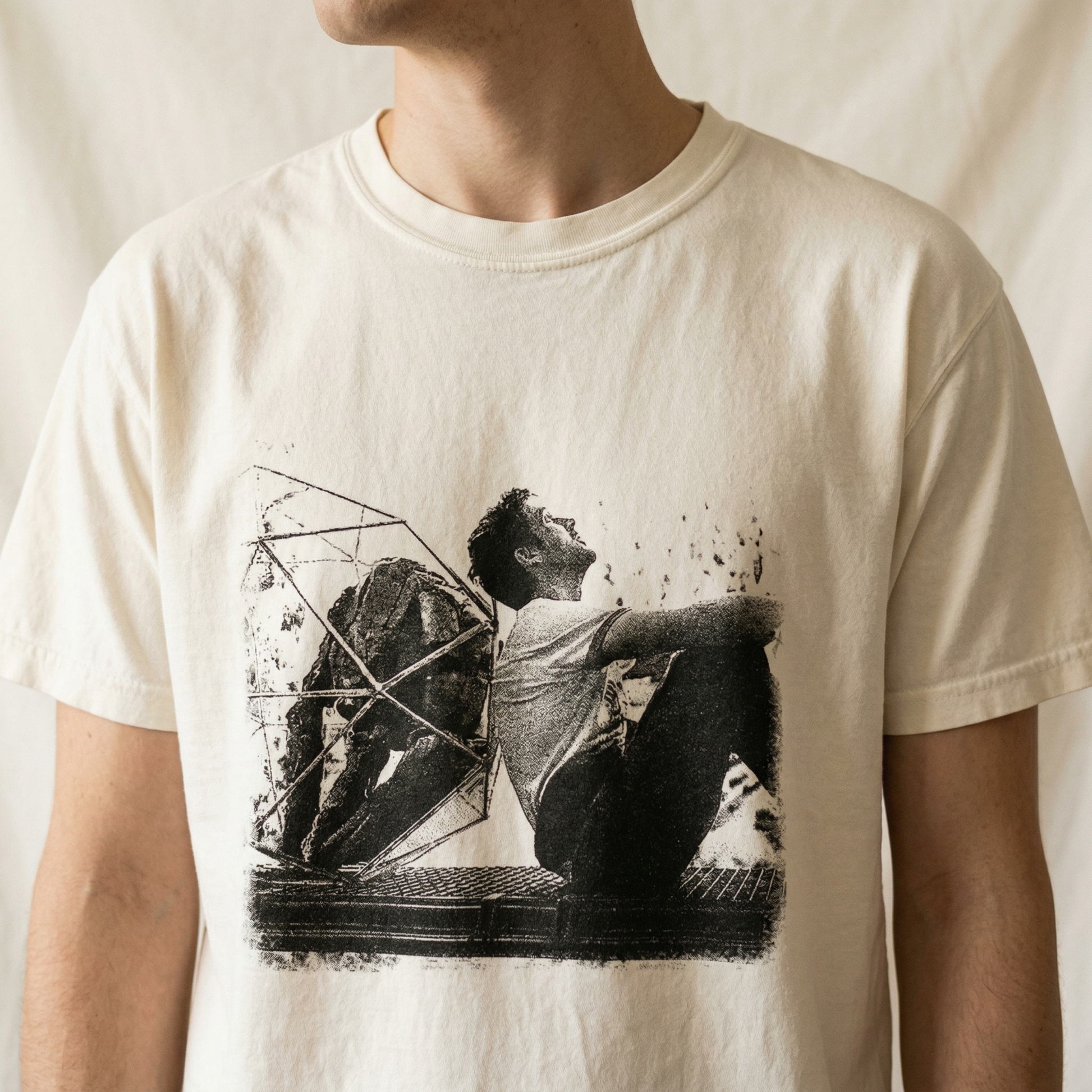 Vintage Rocky and Ryland Grace Space Duo Graphic T-Shirt – Sci-Fi Book Lover Gift Tee