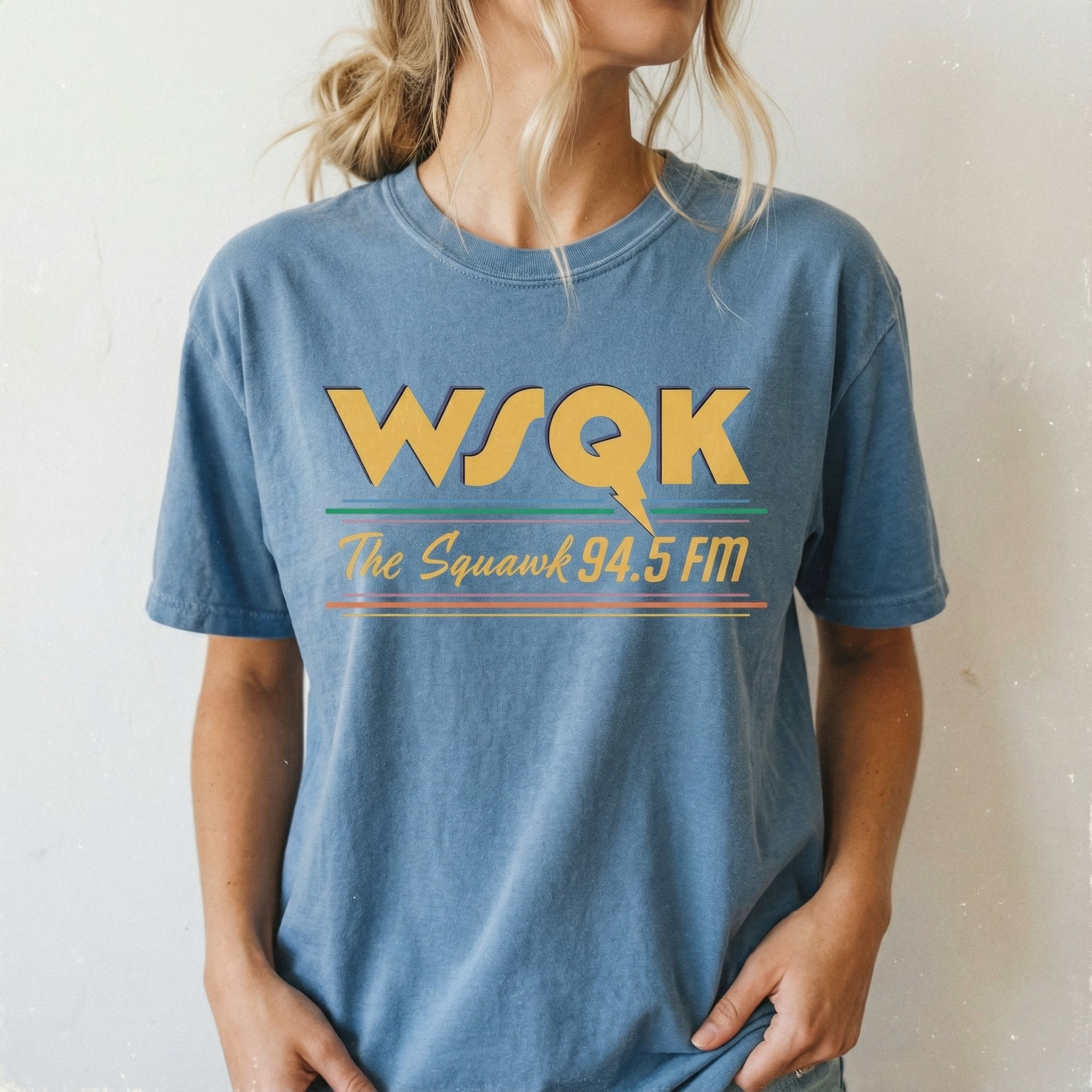 WSQK The Squawk Graphic T-Shirt - Vintage Sci-Fi Radio Style 80s Nostalgic Tee