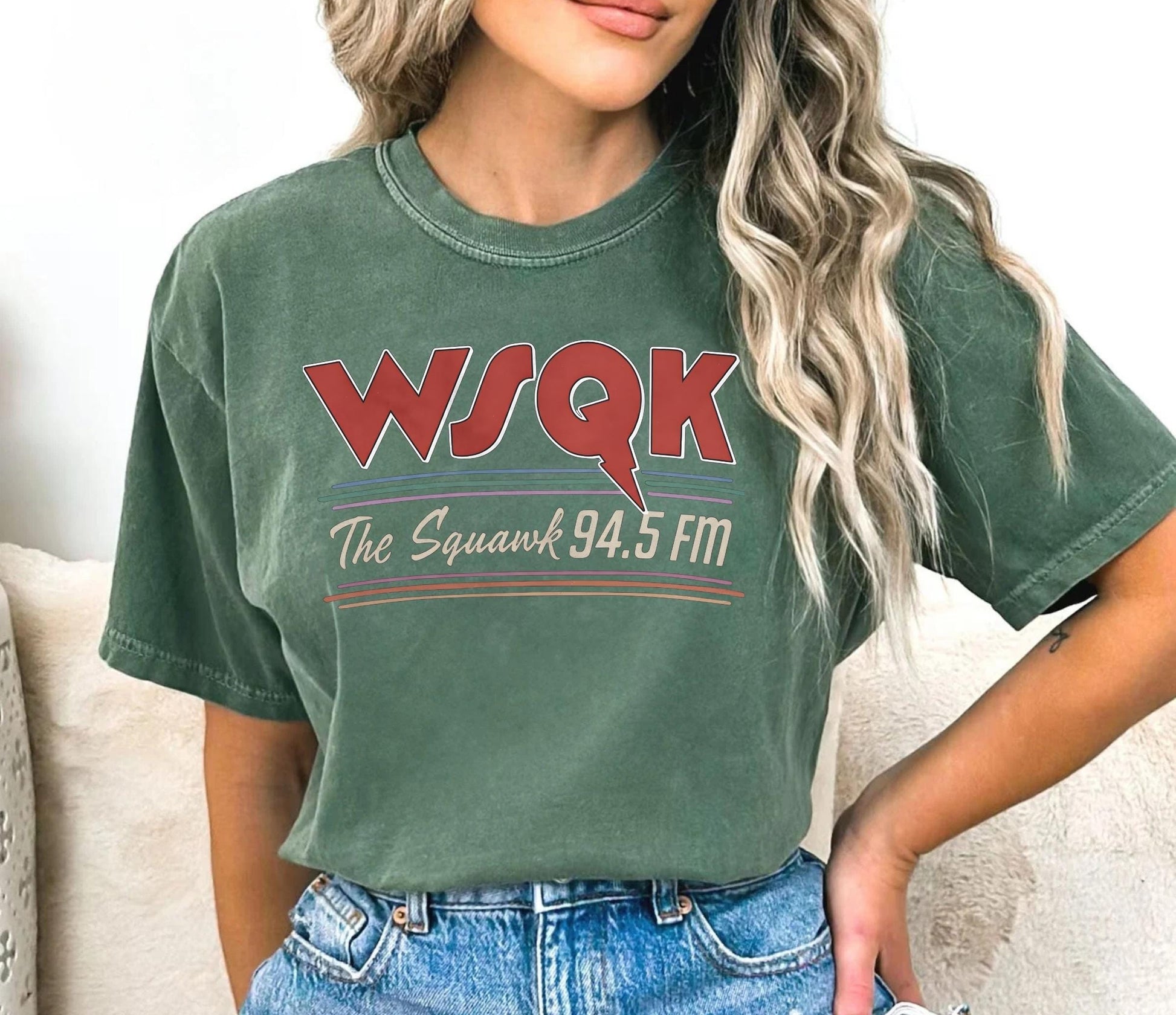 WSQK The Squawk Graphic Shirt – Retro 80s Sci-Fi Radio Style Tee