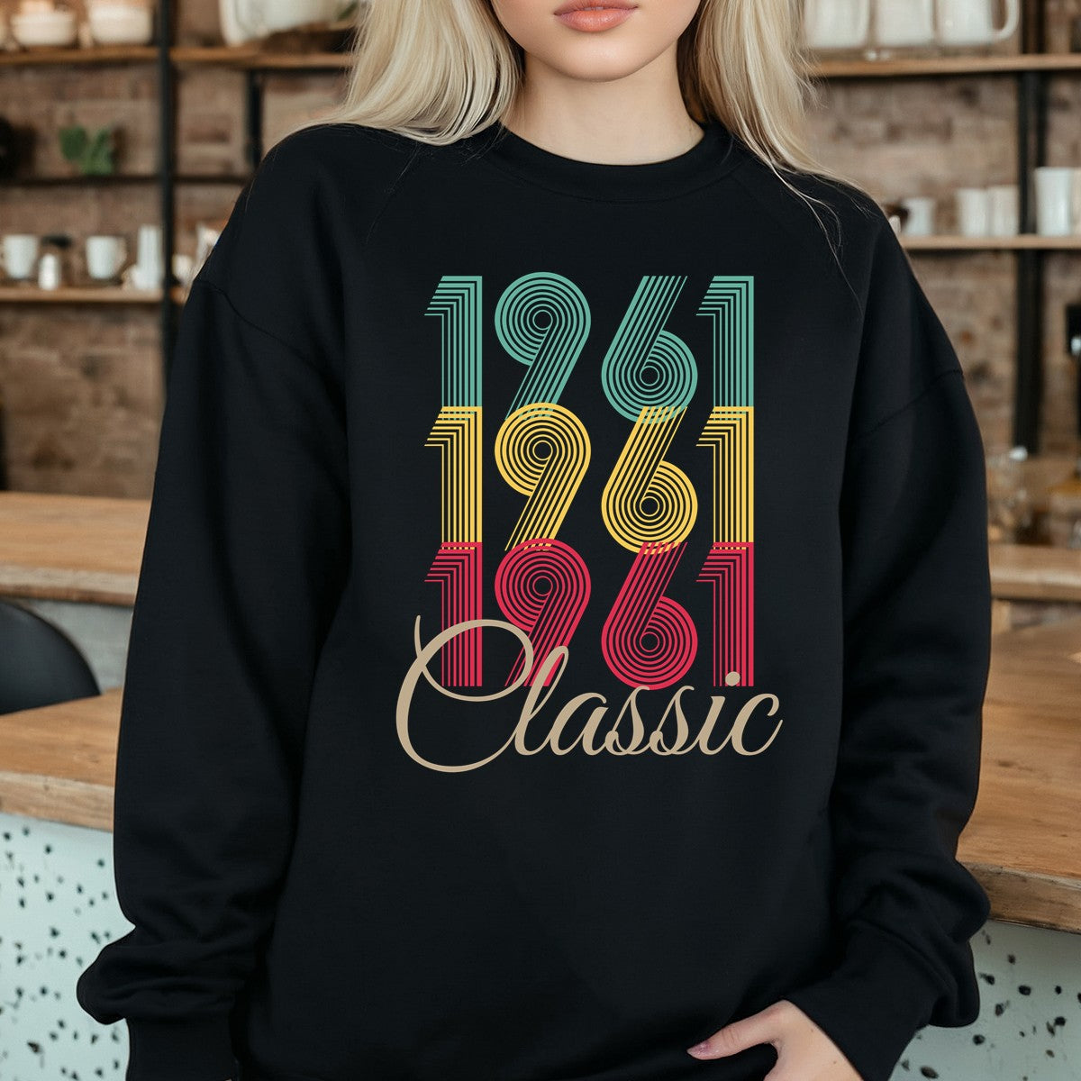 Vintage 1961 Classic T-Shirt – Retro Birthday Shirt, Vintage 1959 Gift for Men and Women 
