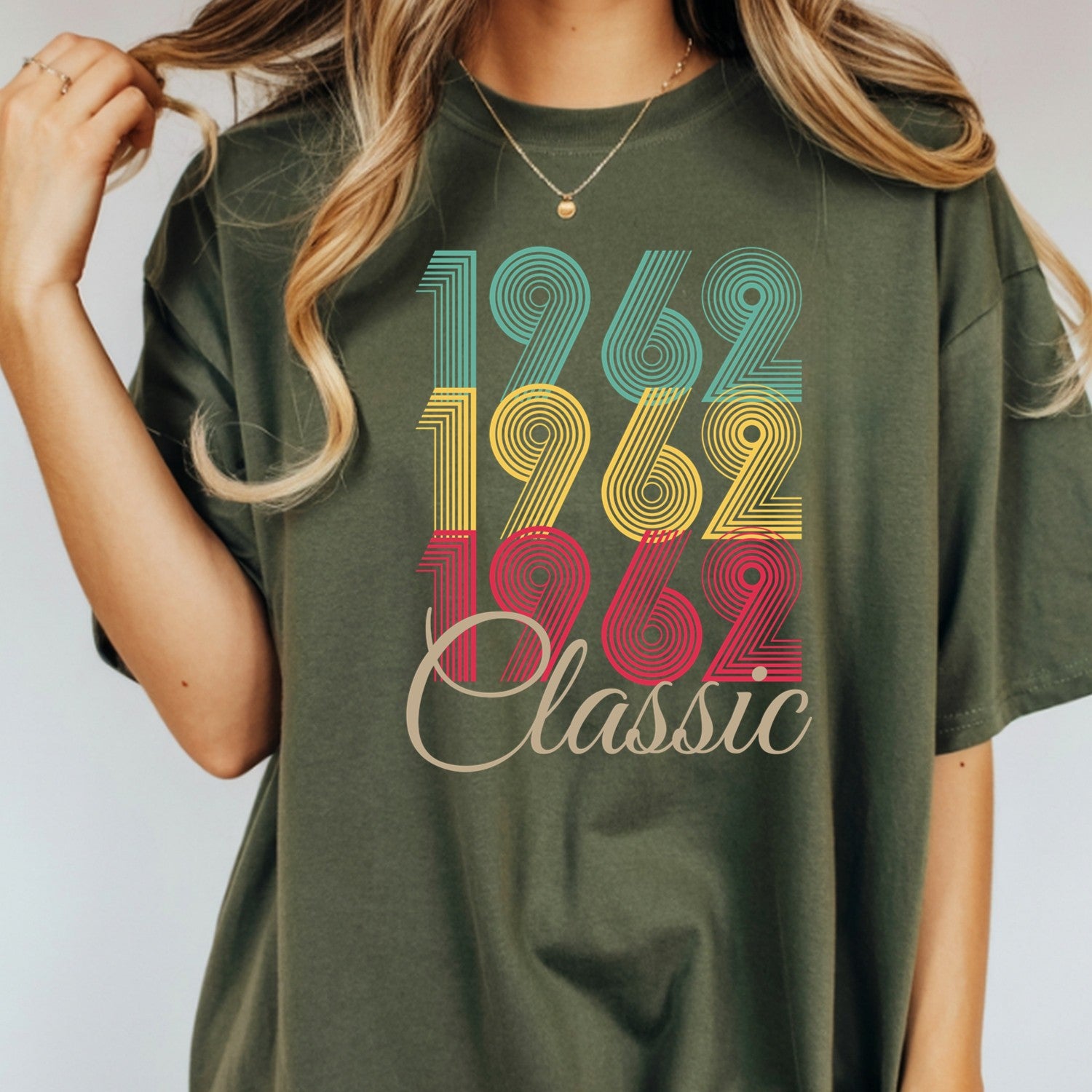 Vintage 1962 Classic T-Shirt – Retro Birthday Shirt, Vintage 1959 Gift for Men and Women 