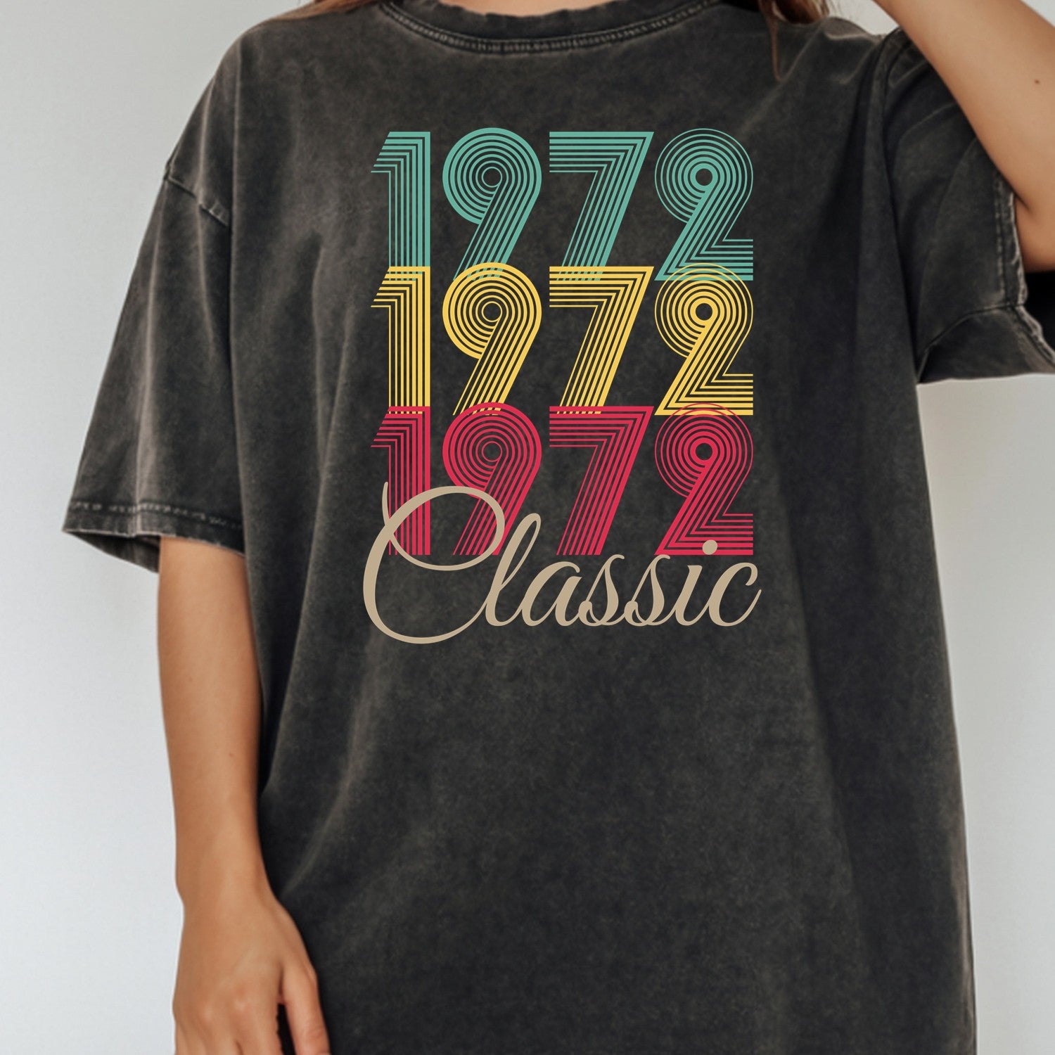 Vintage 1972 Classic T-Shirt – Retro Birthday Shirt, Vintage 1959 Gift for Men and Women 