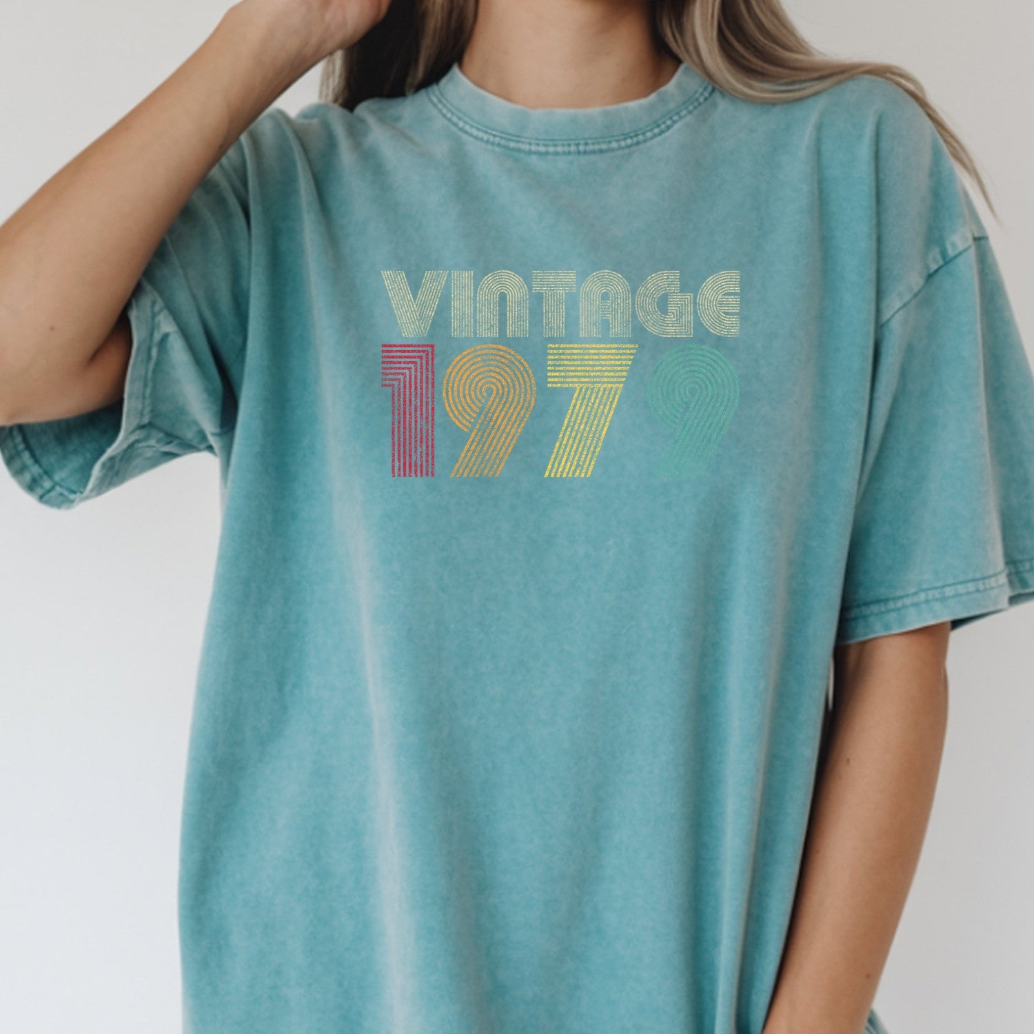 Vintage 1979 T-Shirt – Retro 1980 Birthday Shirt, Classic 80s Style Gift Tee 