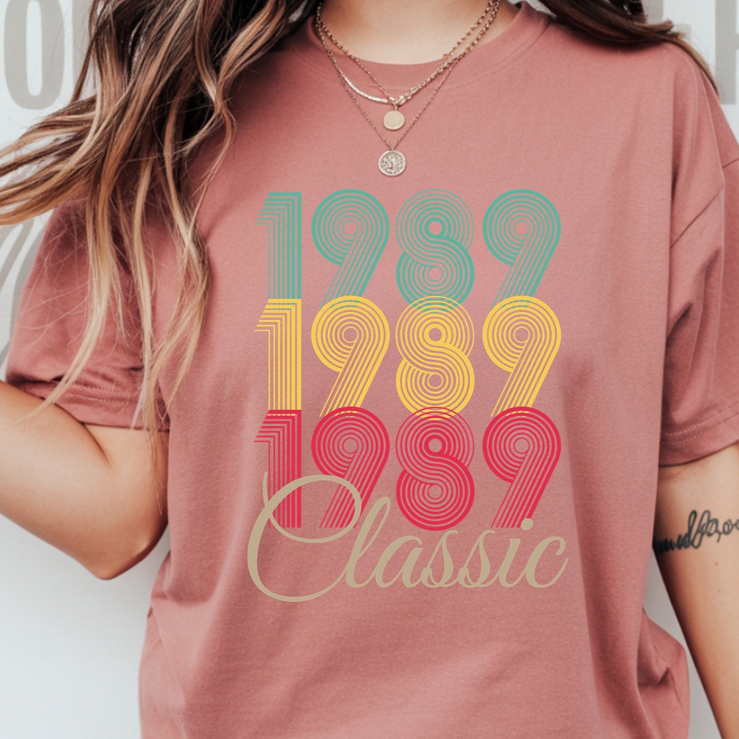 Vintage 1989 Classic T-Shirt – Retro Birthday Shirt, Vintage 1959 Gift for Men and Women 