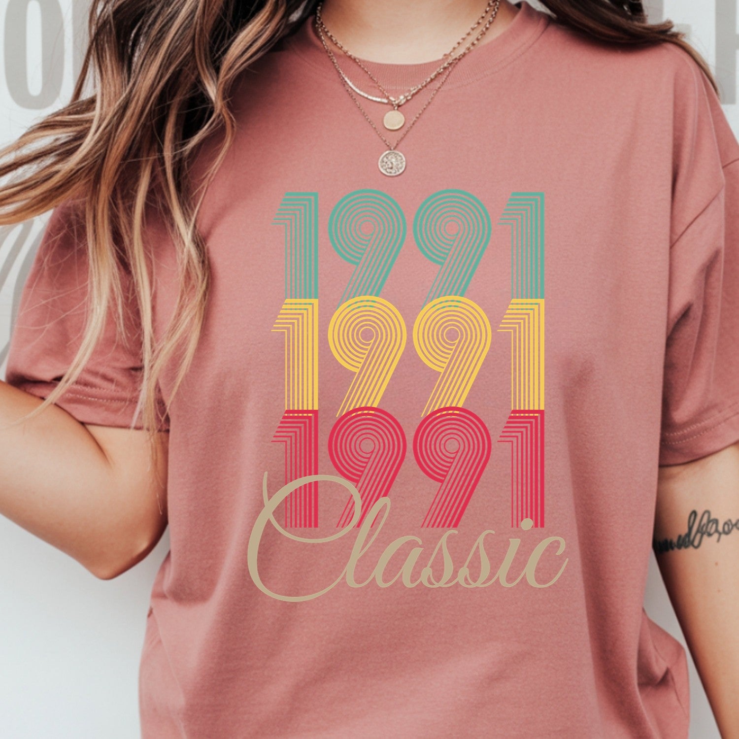 Vintage 1991 Classic T-Shirt – Retro Birthday Shirt, Vintage 1959 Gift for Men and Women 