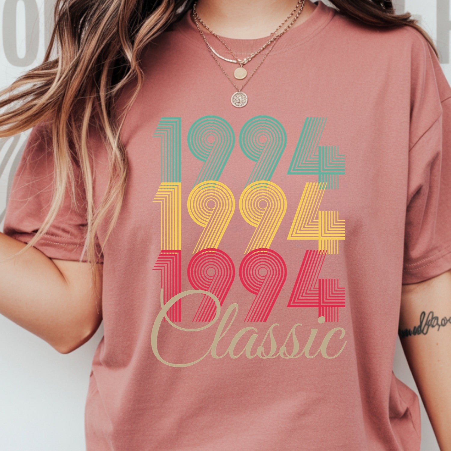 Vintage 1994 Classic T-Shirt – Retro Birthday Shirt, Vintage 1959 Gift for Men and Women 