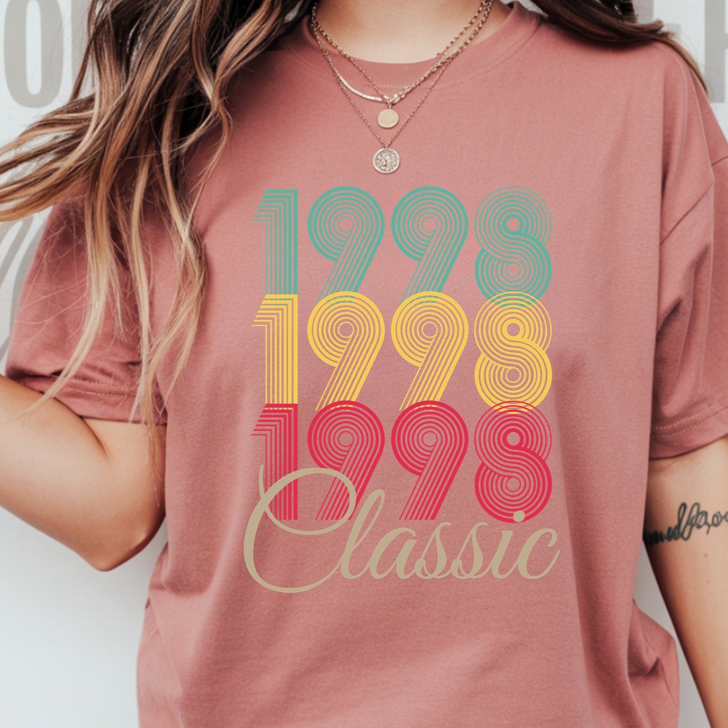 Vintage 1998 Classic T-Shirt – Retro Birthday Shirt, Vintage 1959 Gift for Men and Women 